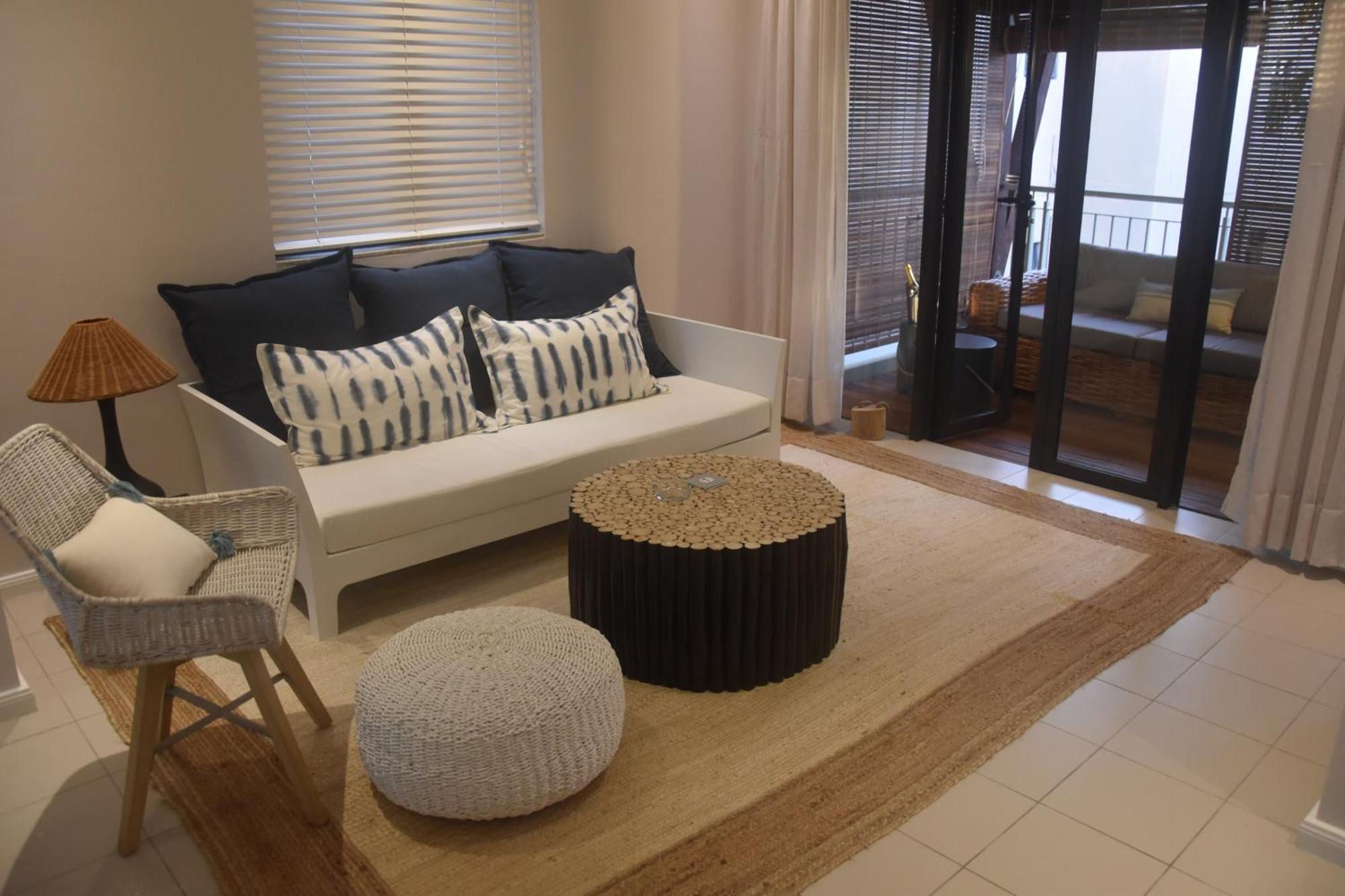 Blue Waves Beachfront Penthouse Flic-en-Flacq Buitenkant foto